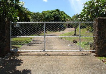 Chain Link, Roll Gate, Driveway - 1