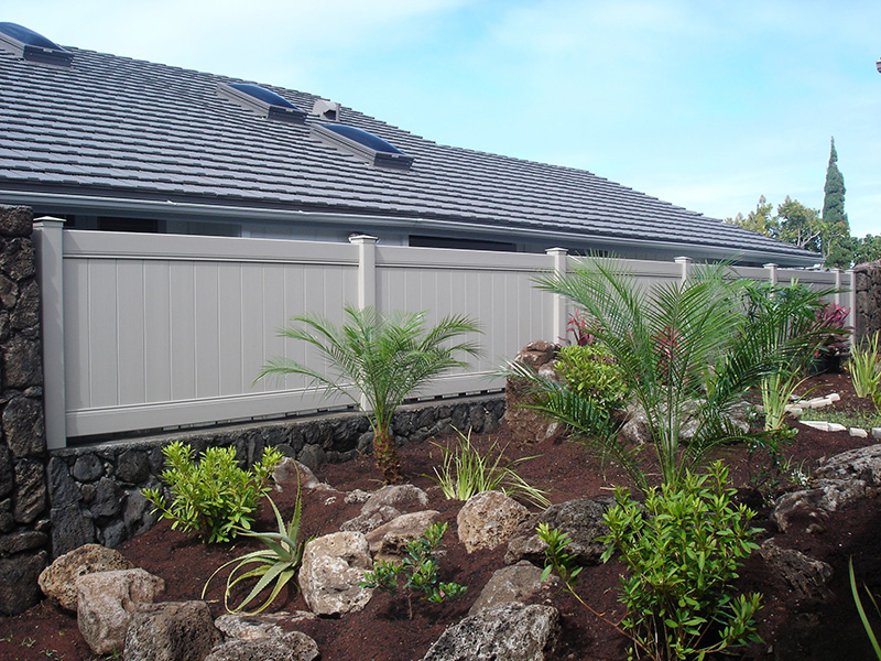 Hawaii Vinyl Fence