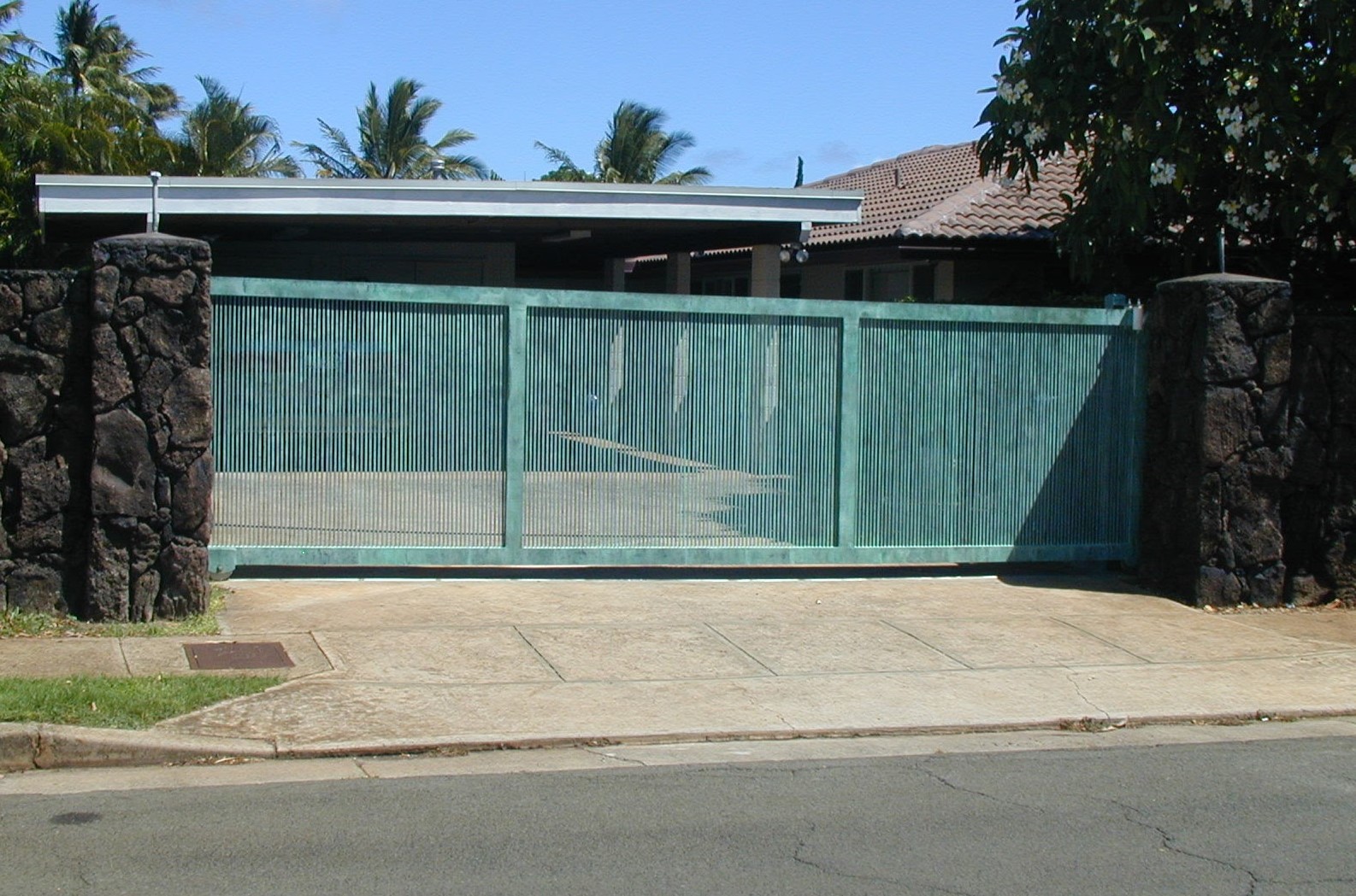 Hawaii-Gates-Fence