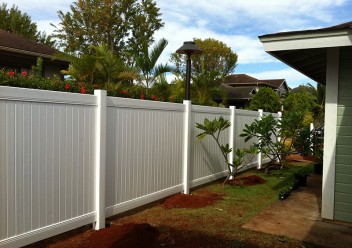 Hawaii Vinyl Privacy Fence