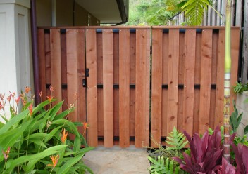 Hawaii Wooden Fence