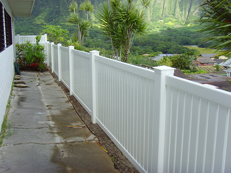 Oahu Vinyl Fence