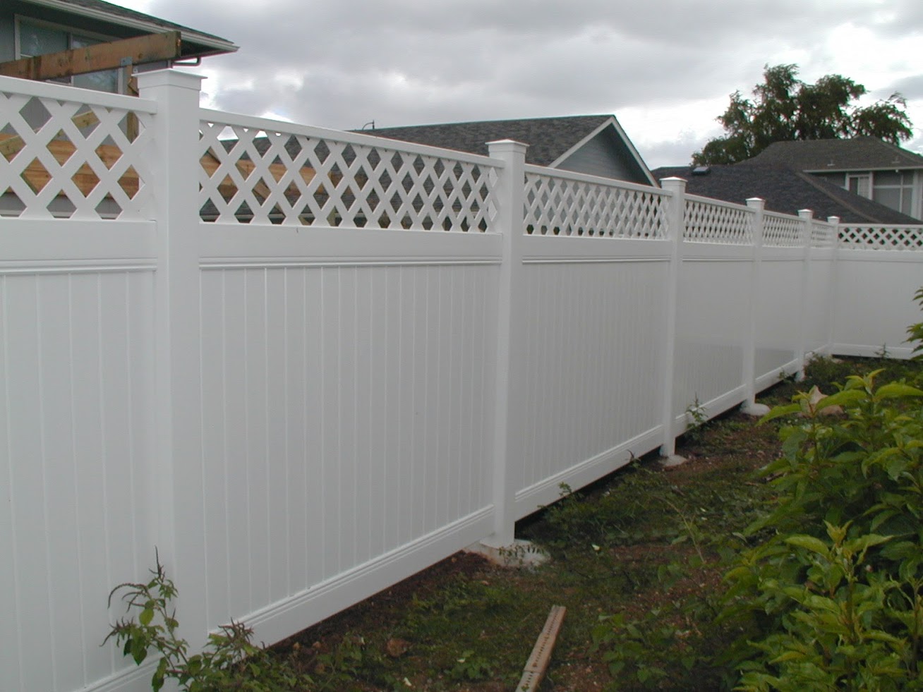 Vinyl Styled Fence