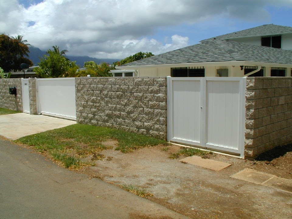 White Vinyl Wall Fence