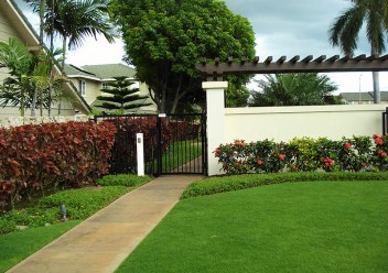 Oahu Gate Entry