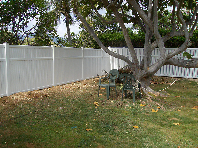 Vinyl Privacy Fence White 2