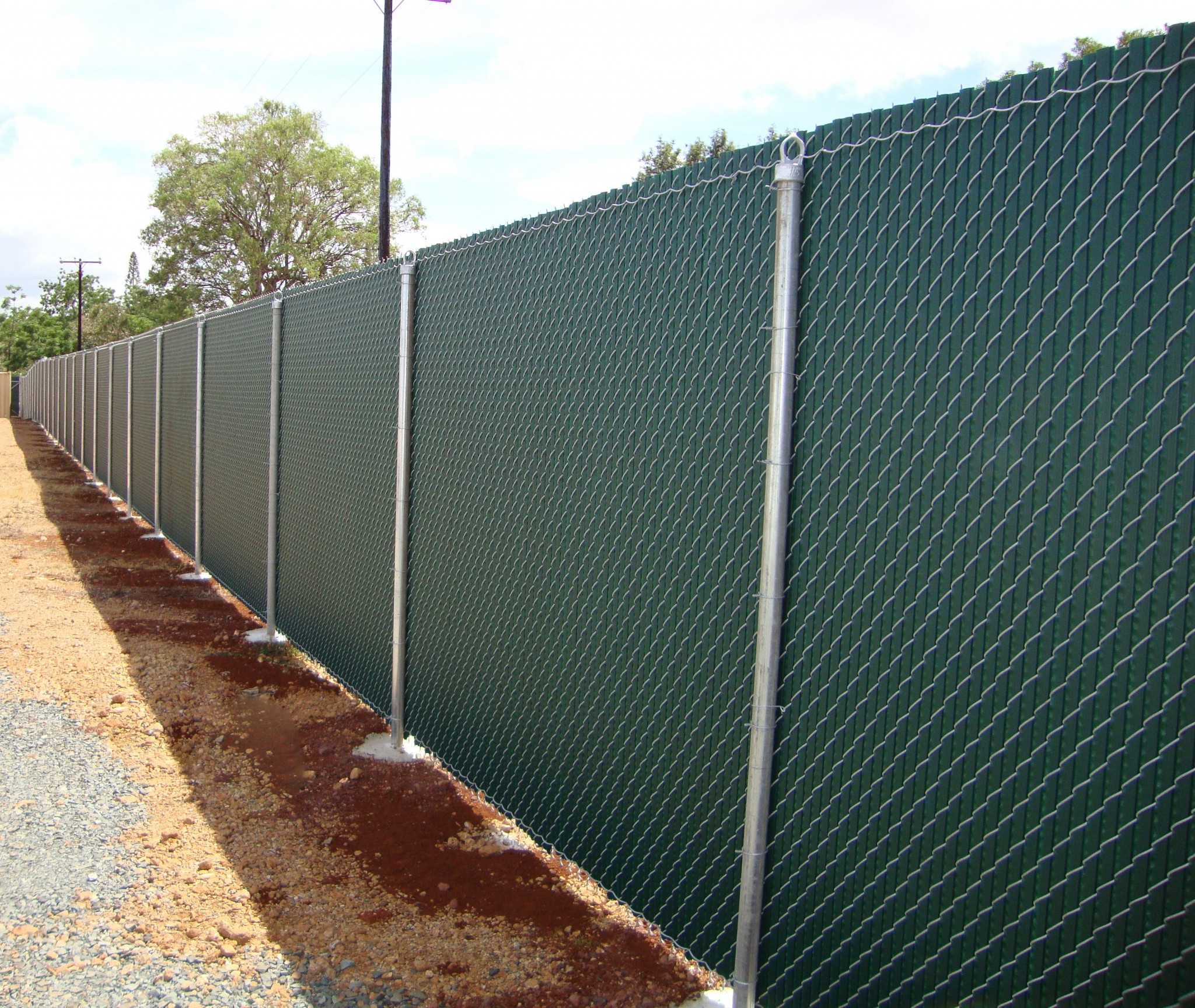 Albums 101+ Pictures What To Do With Old Chain Link Fence Updated